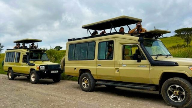 best-4×4-cars-for-family-road-trips-in-uganda-768×576-1